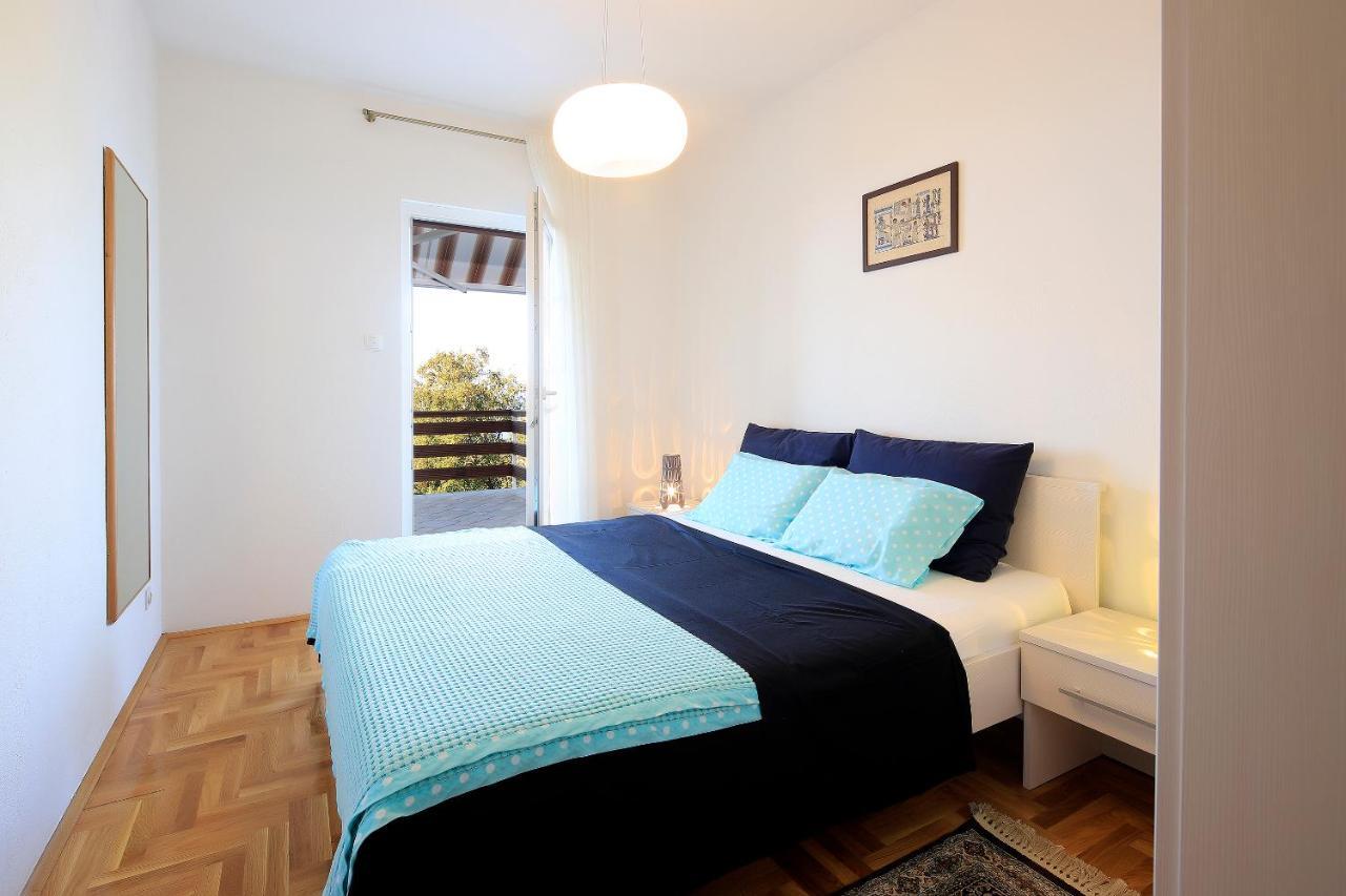 Apartment Vincent With Beautiful Sea View Terrace Кленовица Экстерьер фото