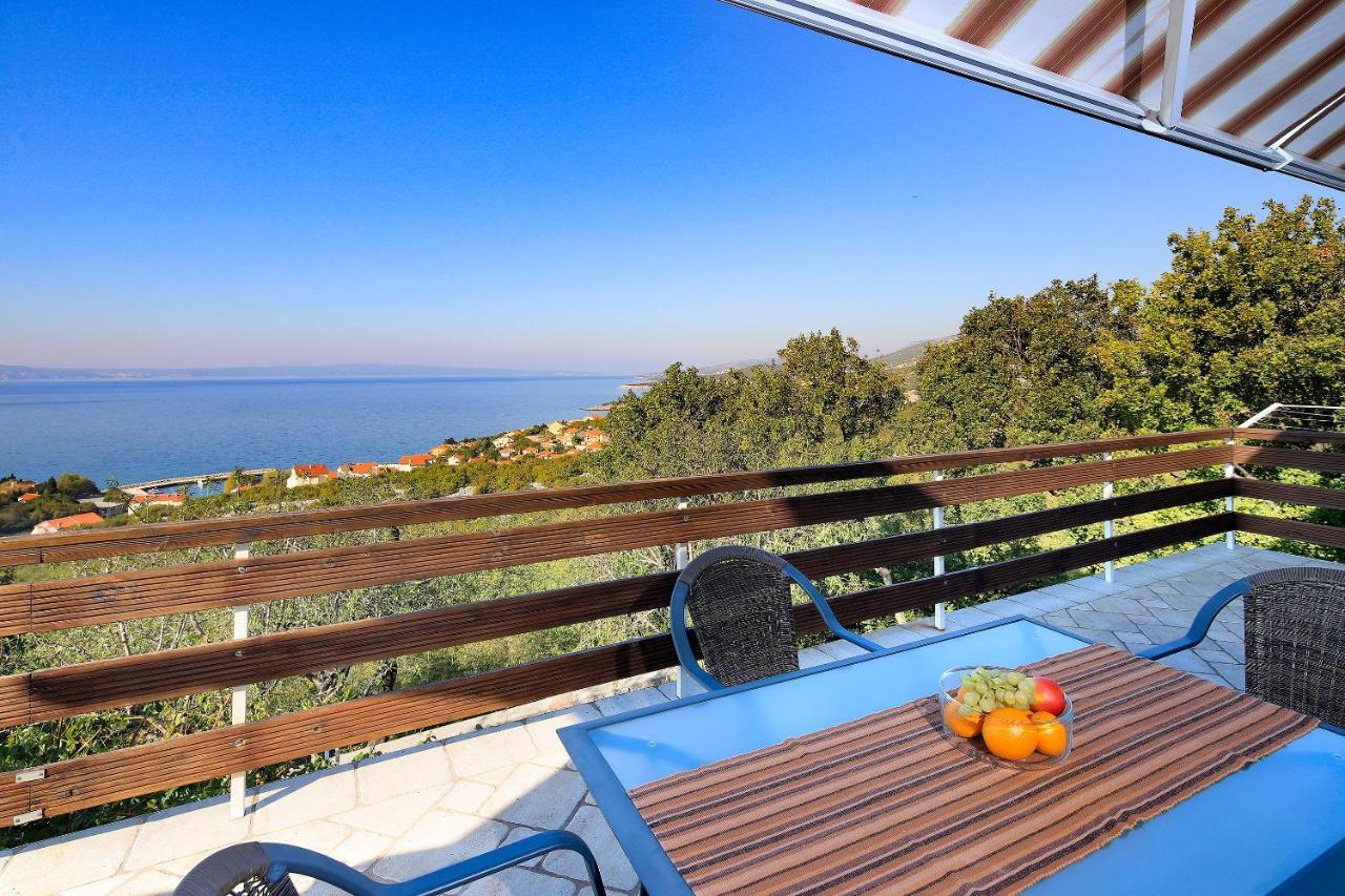 Apartment Vincent With Beautiful Sea View Terrace Кленовица Экстерьер фото
